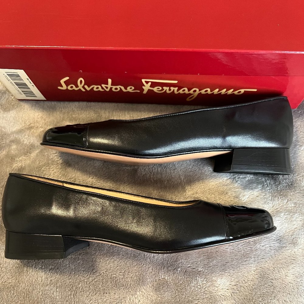Vintage 5.5 Black Leather Salvatore Ferragamo Ballet Flats Womens Shoes